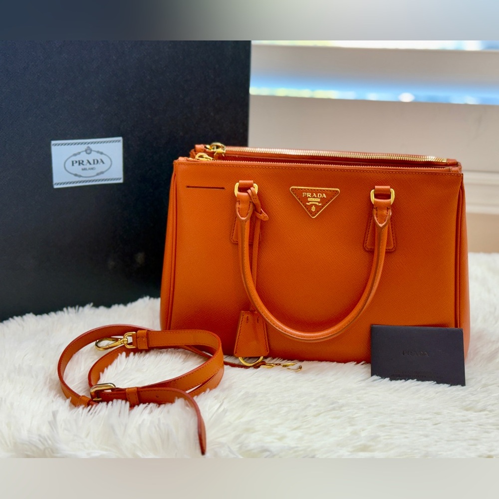 PRADA Galleria Saffiano leather bag, Orange/ Papaya, Size Medium, gold Hardware